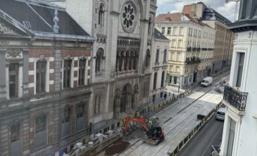 Beaucoup de charme pour cet appartement deux chambres au Sablon !